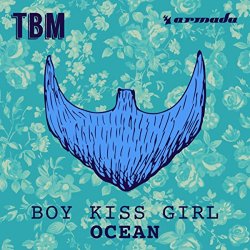 Boy Kiss Girl - Ocean